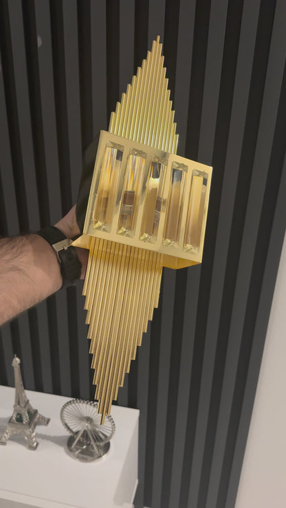 Gold Renk Pilli ve Elektrikli Aplik Piramit Model