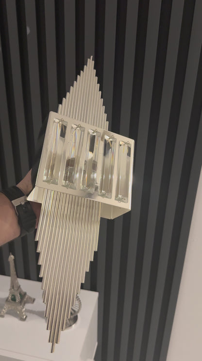 Gümüş Renk Pilli ve Elektrikli Aplik Piramit